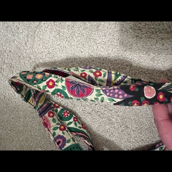 Vera Bradley Tote - Picture 2 of 6